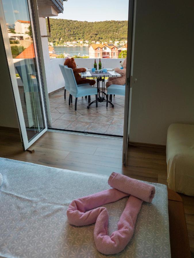 Apartments Rezek Супетарська Драґа Екстер'єр фото