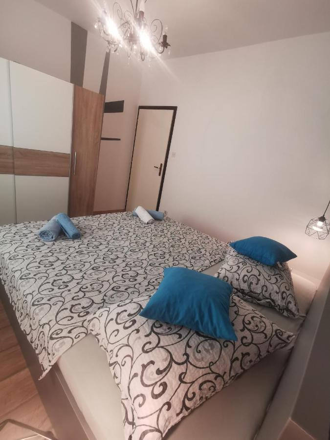 Apartments Rezek Супетарська Драґа Екстер'єр фото