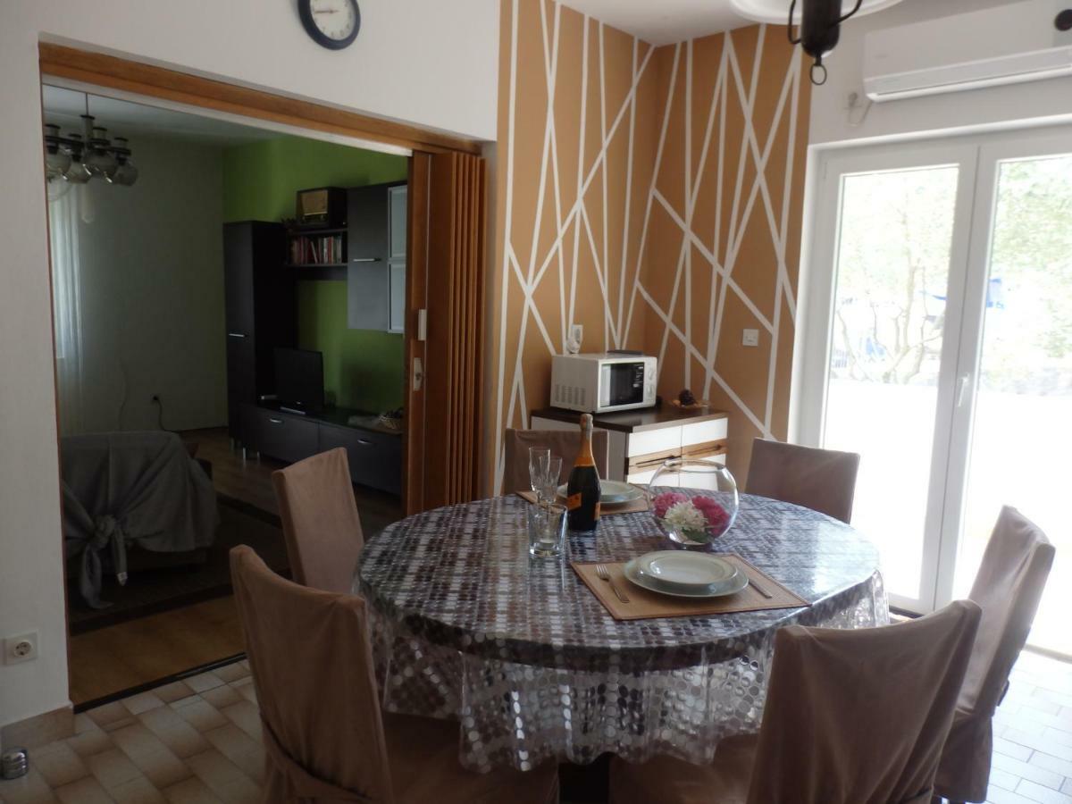 Apartments Rezek Супетарська Драґа Екстер'єр фото